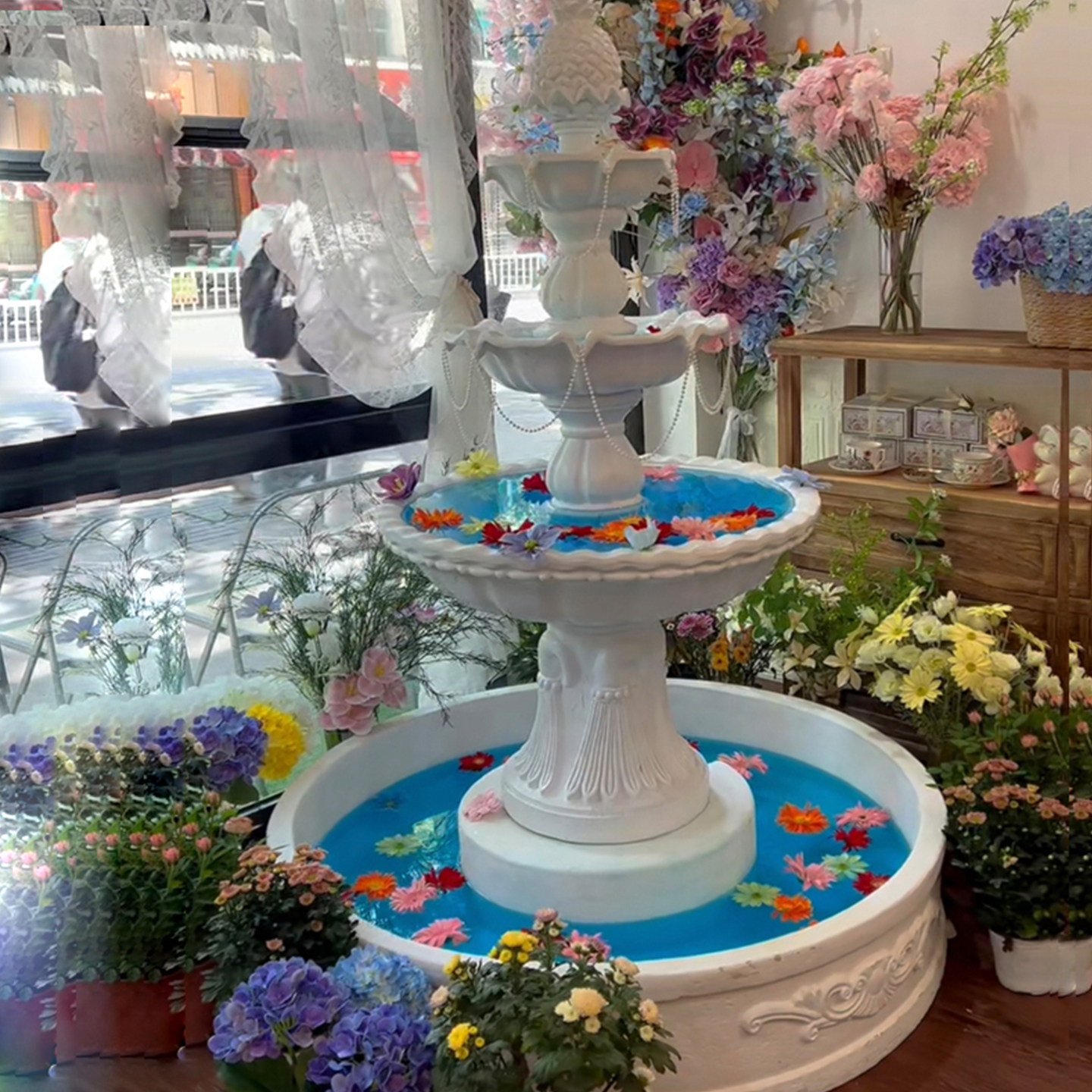 European style three-story wed - Wedding Fountain のレビューと価格
