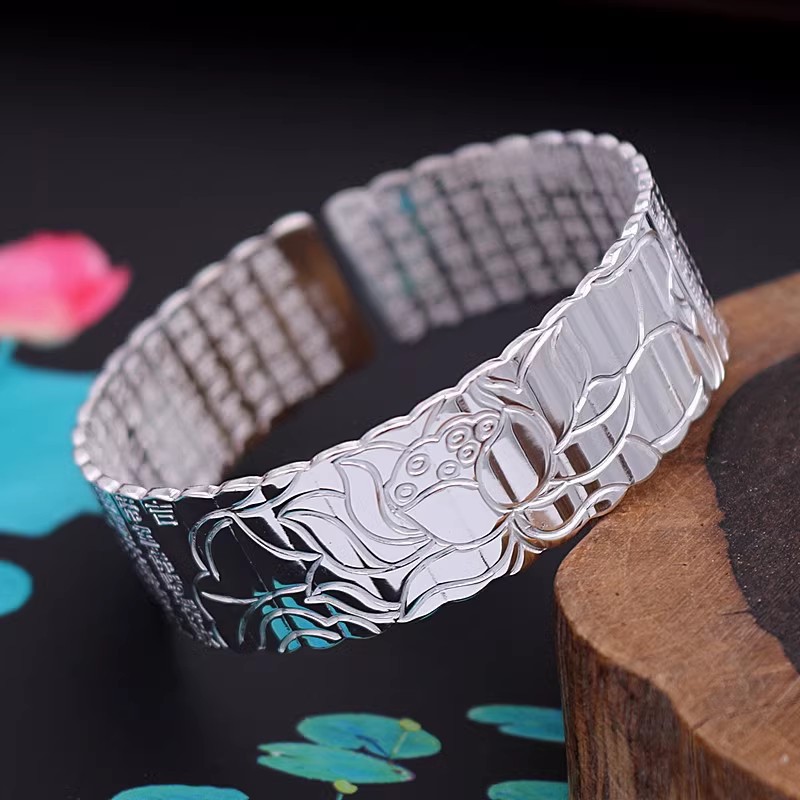 luster lotus flower bracelet f - Wedding Sutra のレビューと価格