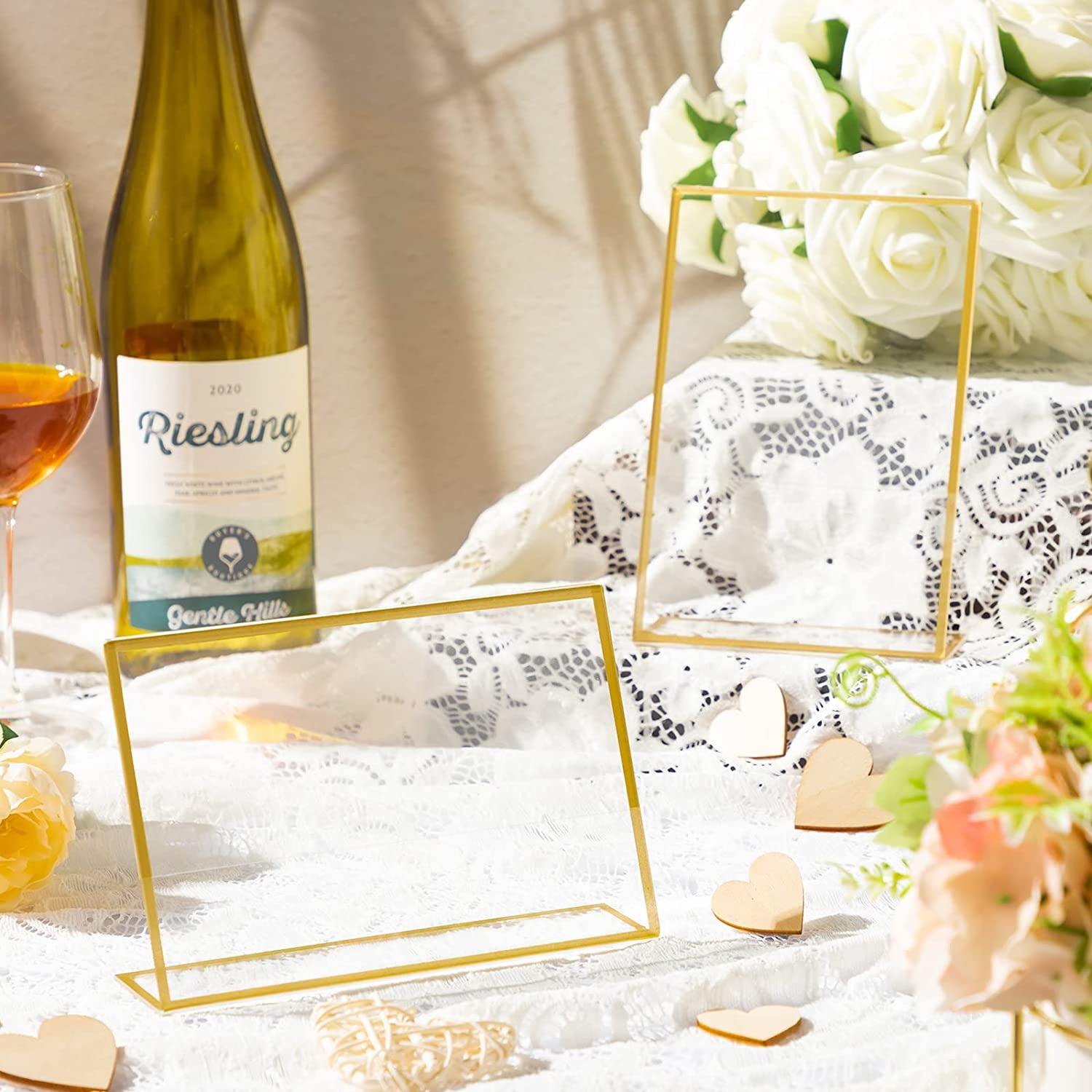 Gold Frame Acrylic Sign Holder - Table Number Gold のレビューと価格