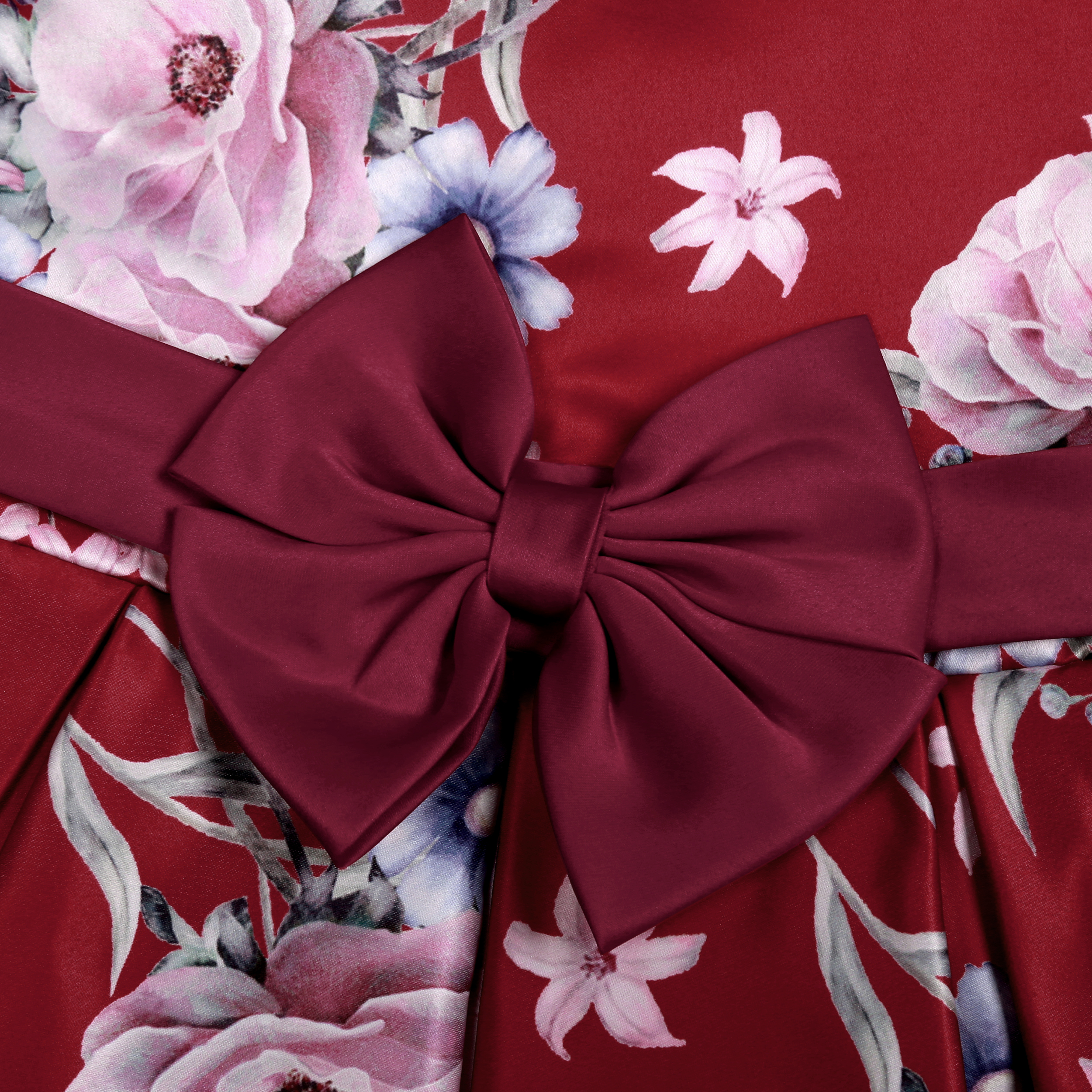 The performance of the red pia - Wedding Lulu のレビューと価格
