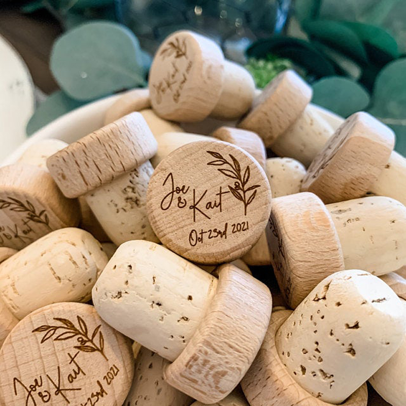 Customized Wood Wine Stopper W - Wedding Supply List のレビューと価格