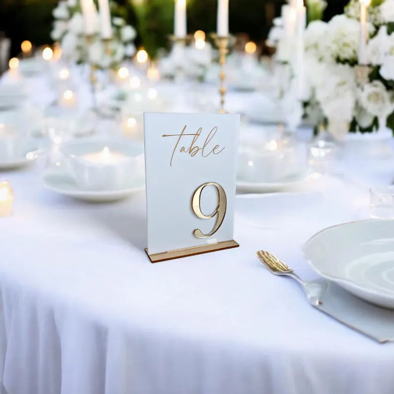 Wedding Table Numbers for Cere - Table Number Gold のレビューと価格